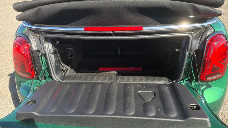 MINI Cooper 2.0 S Exclusive 2dr Auto Petrol Convertible